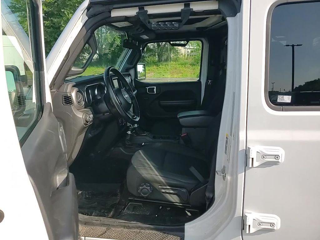 used 2021 Jeep Wrangler Unlimited car, priced at $31,995