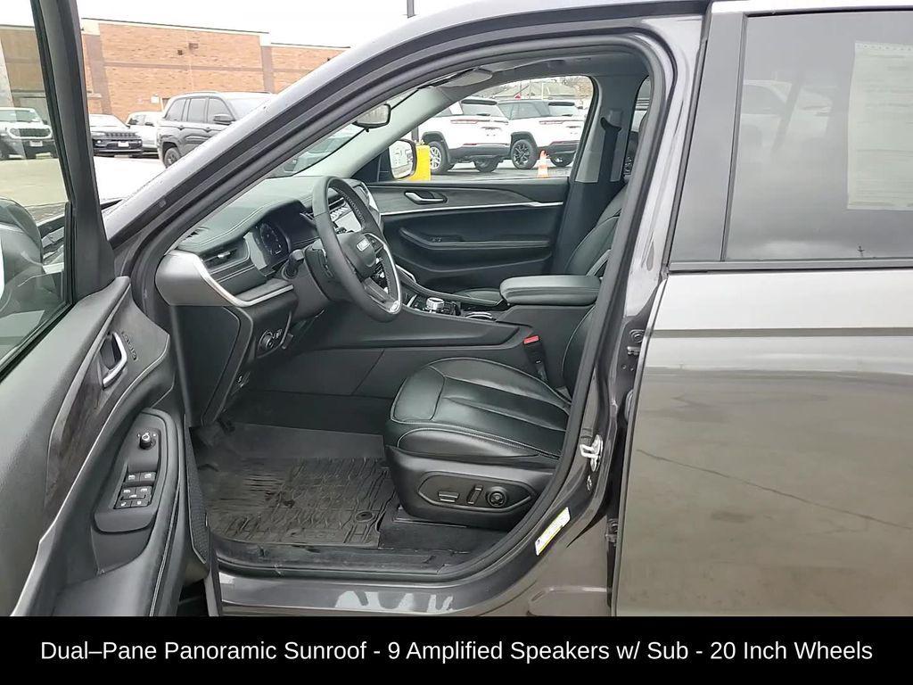 used 2023 Jeep Grand Cherokee car, priced at $29,688