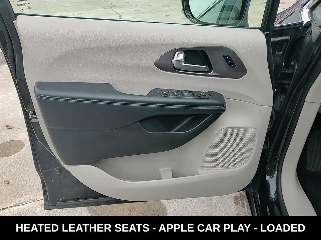 used 2021 Chrysler Pacifica car, priced at $16,688