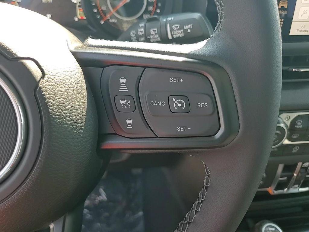 new 2025 Jeep Wrangler car, priced at $47,743