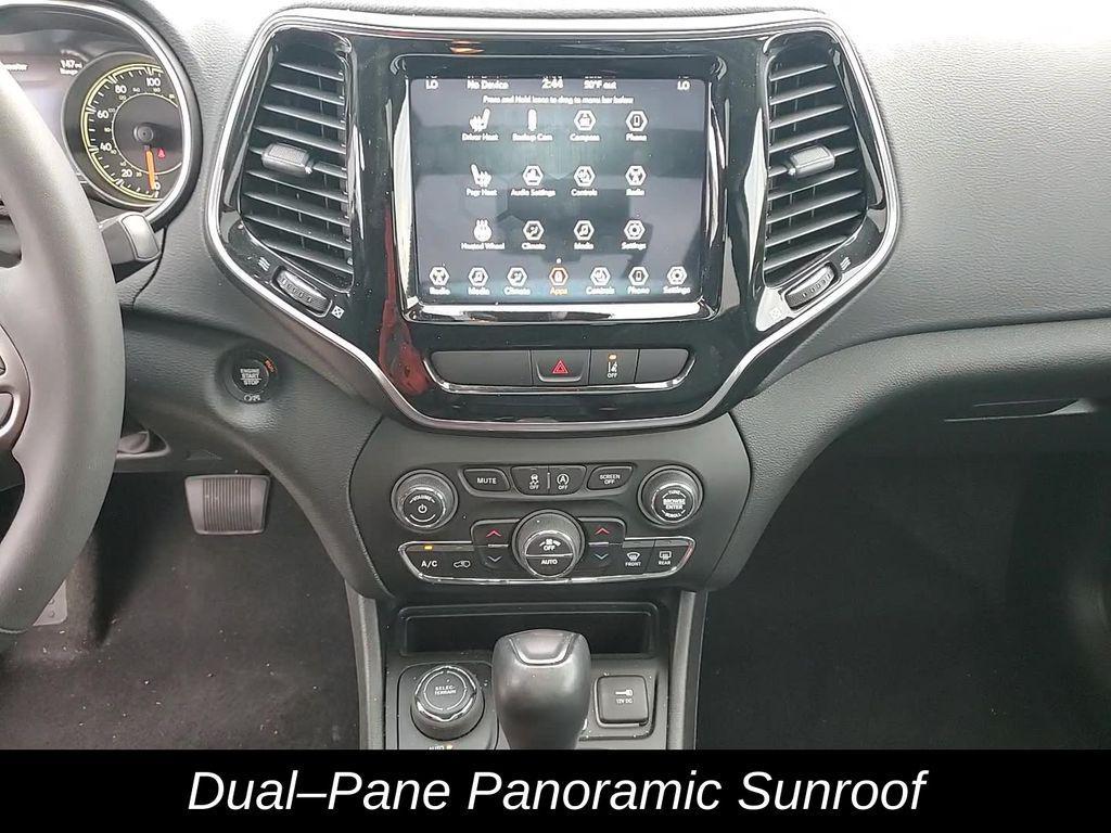 used 2022 Jeep Cherokee car, priced at $24,588