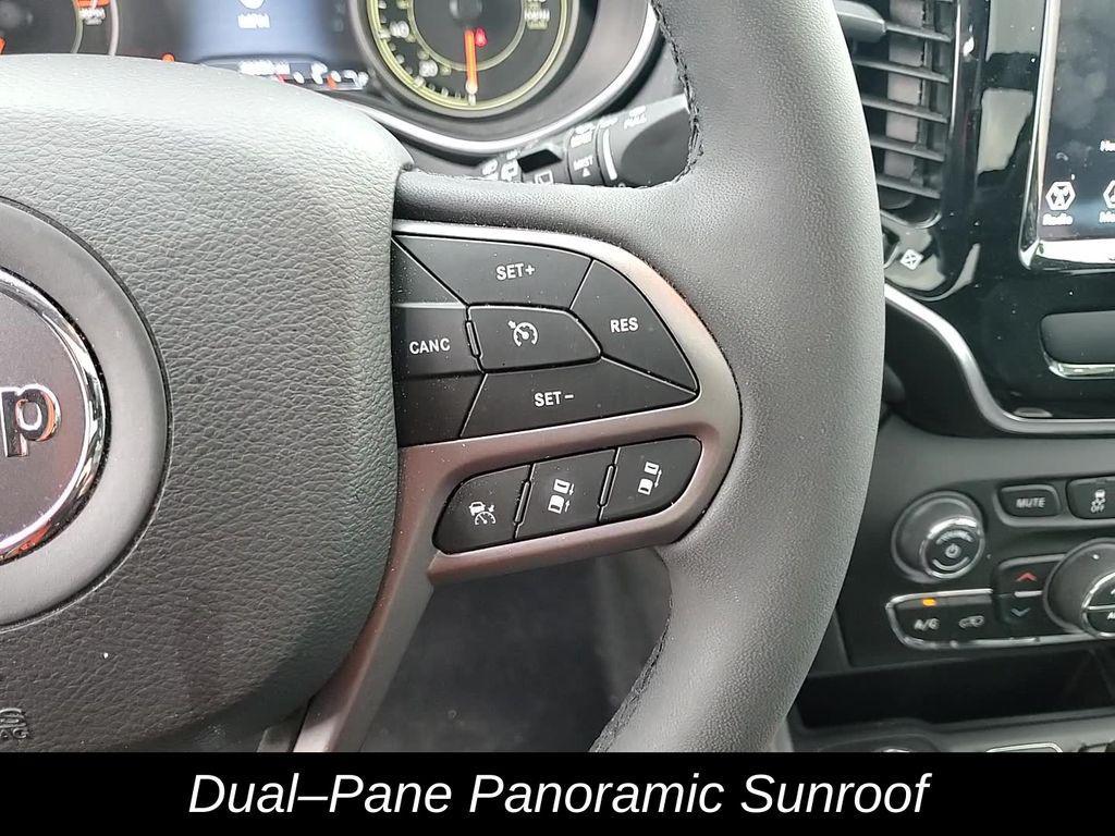 used 2022 Jeep Cherokee car, priced at $24,588