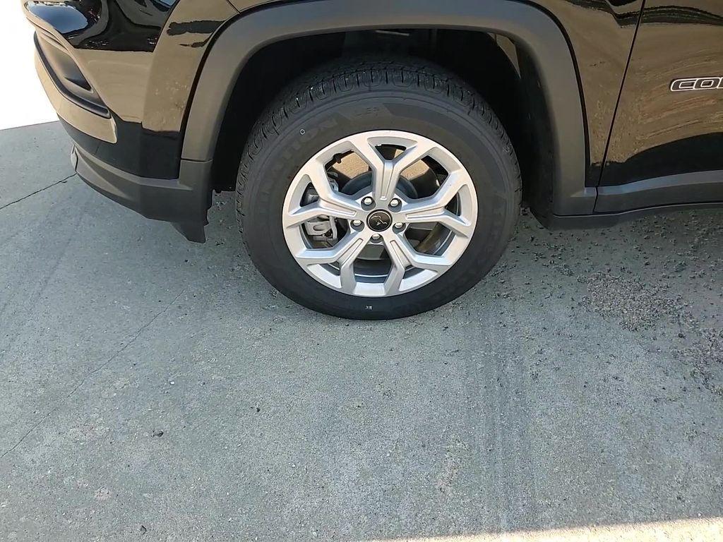 new 2025 Jeep Compass car, priced at $26,732