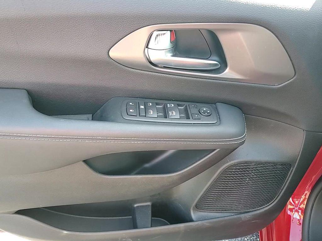 new 2025 Chrysler Voyager car, priced at $31,466