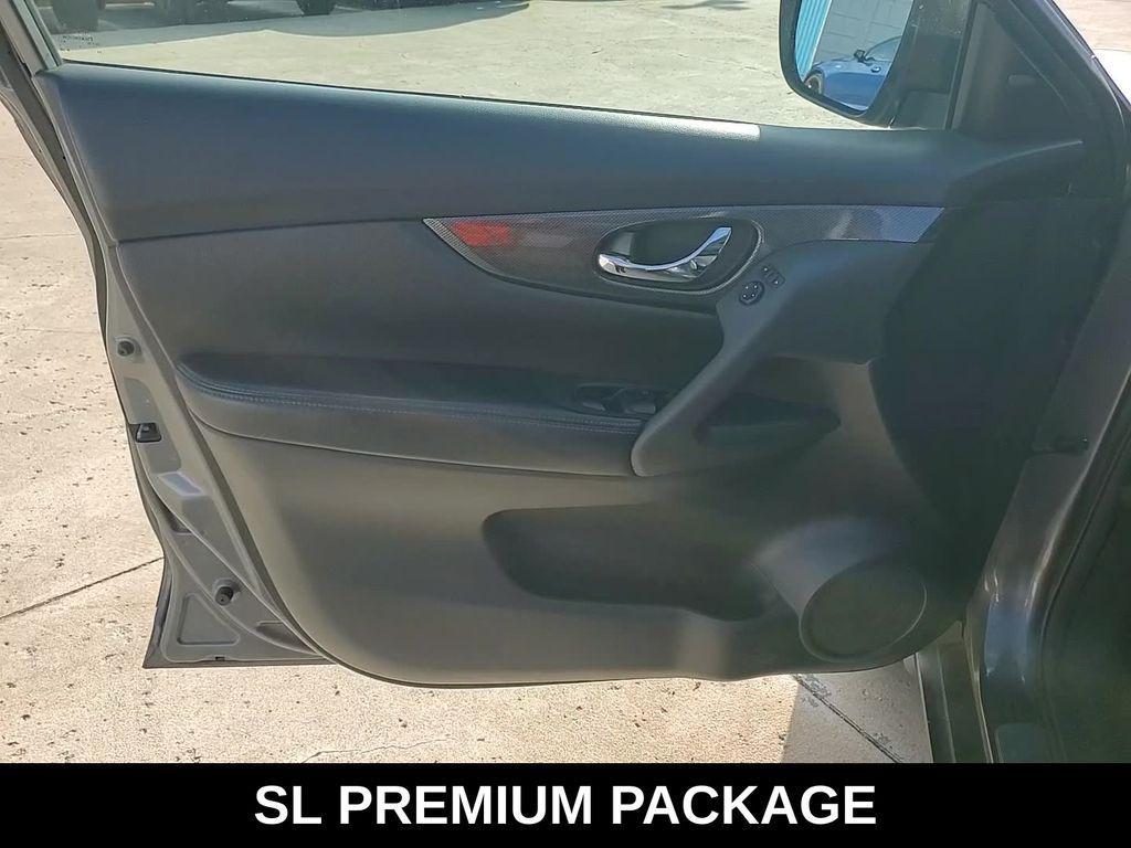 used 2016 Nissan Rogue car, priced at $11,888