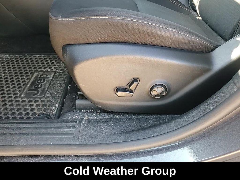used 2016 Jeep Cherokee car, priced at $13,395