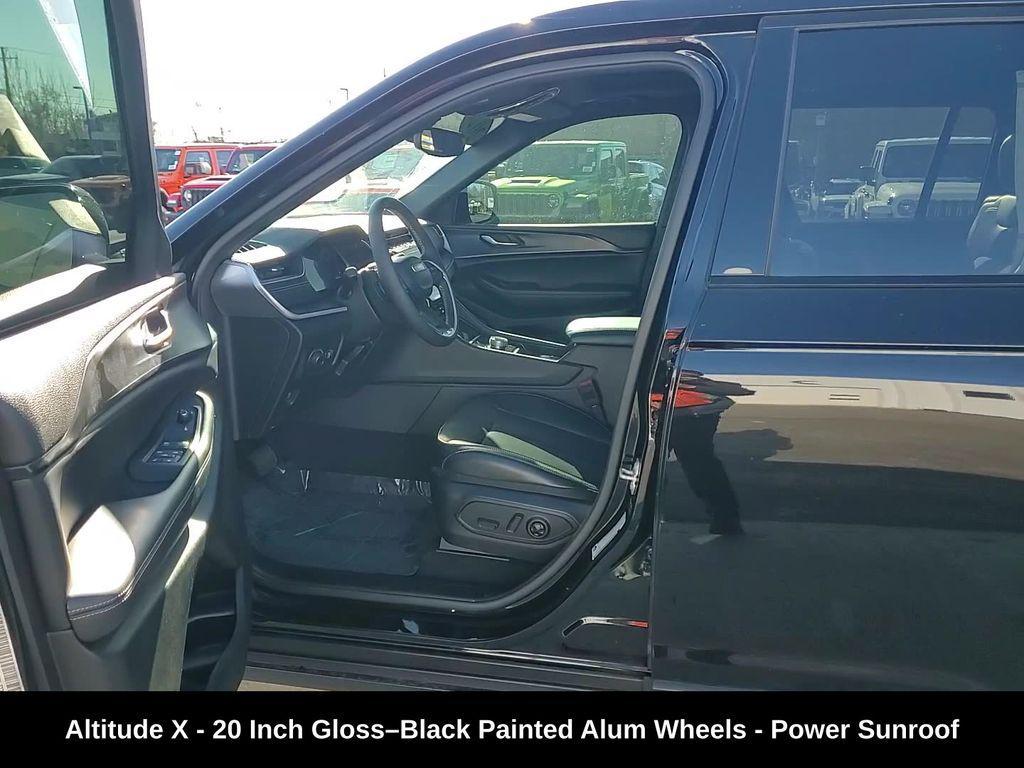 used 2024 Jeep Grand Cherokee L car, priced at $31,895