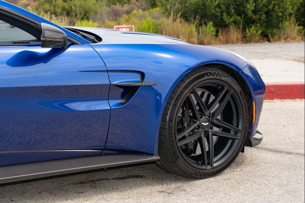 new 2025 Aston Martin Vantage car, priced at $247,606