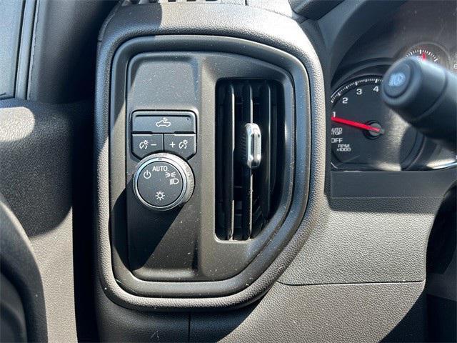 used 2024 Chevrolet Silverado 1500 car, priced at $29,988