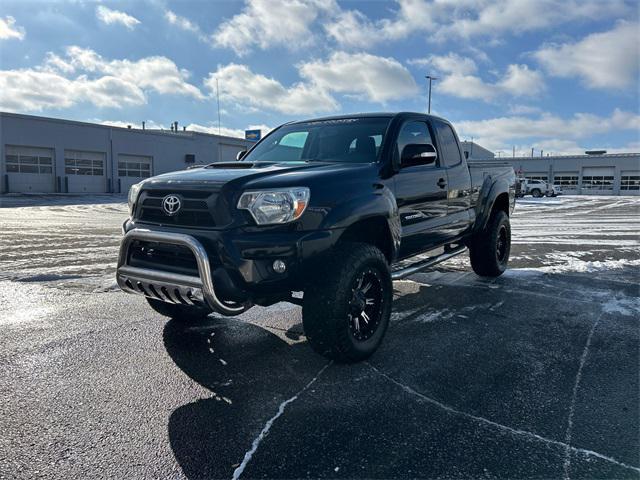 used 2013 Toyota Tacoma car, priced at $15,950