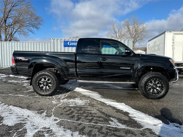 used 2013 Toyota Tacoma car, priced at $15,950