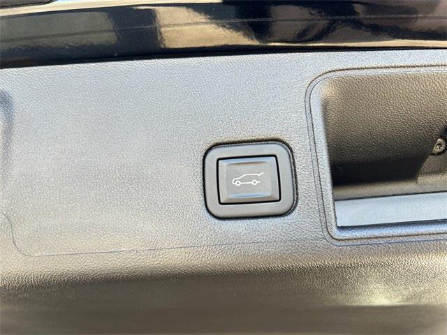 used 2023 GMC Terrain car, priced at $28,988