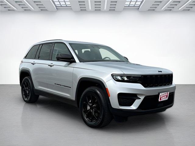 used 2024 Jeep Grand Cherokee car, priced at $35,495