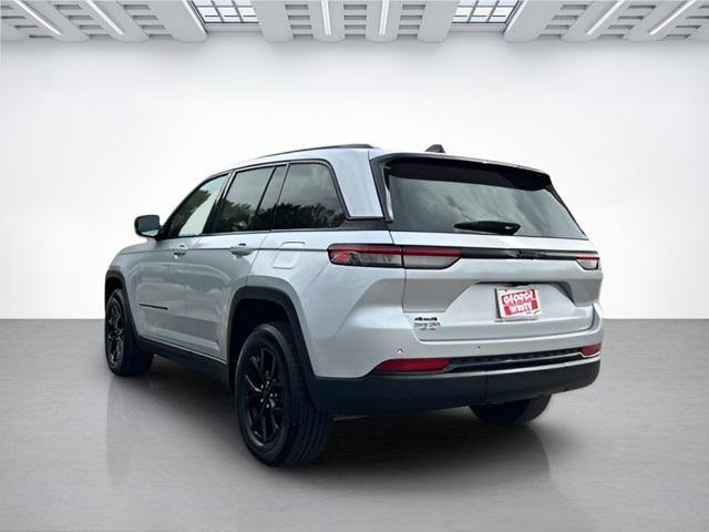 used 2024 Jeep Grand Cherokee car, priced at $35,495