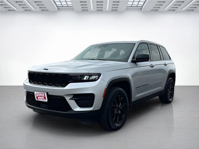used 2024 Jeep Grand Cherokee car, priced at $35,495