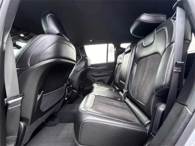 used 2024 Jeep Grand Cherokee car, priced at $35,495