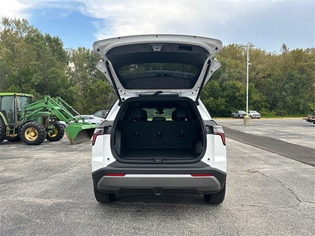 new 2026 Chevrolet Equinox car, priced at $33,640