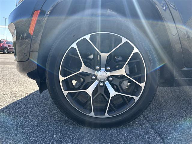 used 2023 Jeep Grand Cherokee car, priced at $44,995