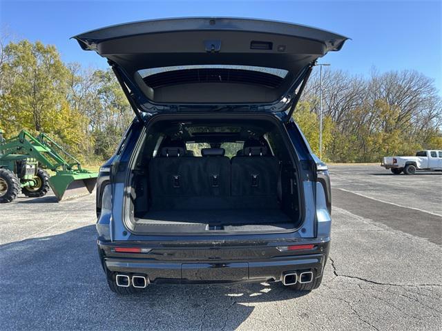 used 2024 Chevrolet Traverse car, priced at $53,995