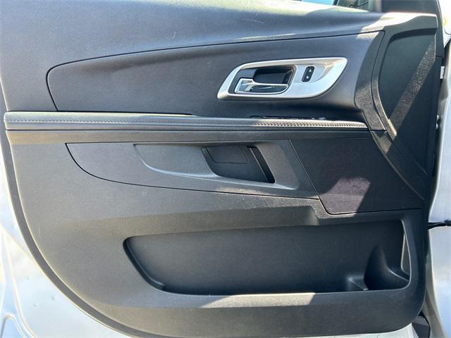 used 2017 Chevrolet Equinox car, priced at $8,350