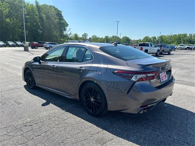 used 2022 Toyota Camry Hybrid car, priced at $31,995