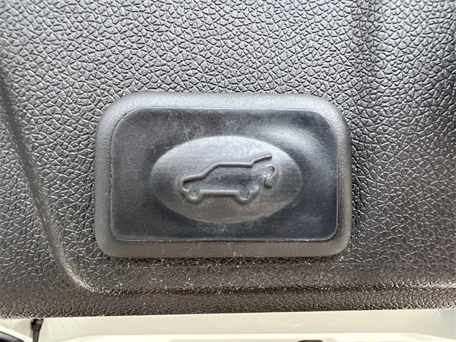 used 2012 Chevrolet Traverse car, priced at $5,650