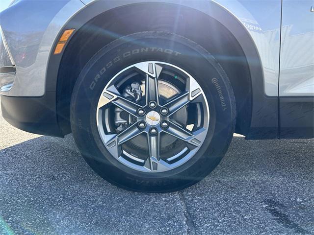 used 2025 Chevrolet Blazer car, priced at $30,995