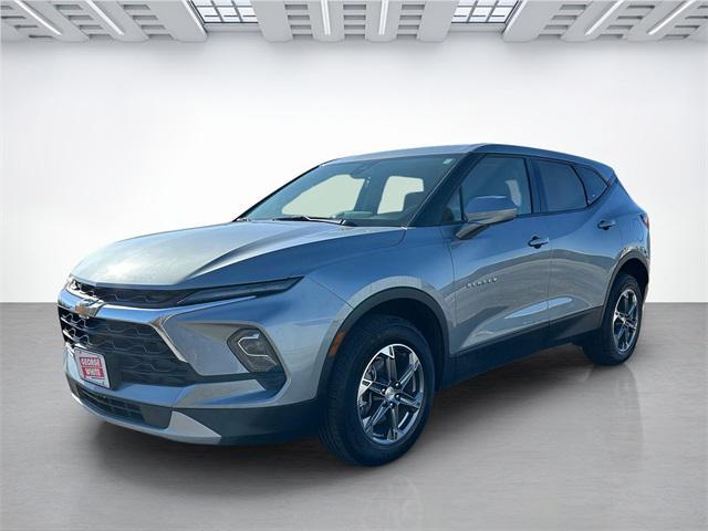 used 2025 Chevrolet Blazer car, priced at $30,995