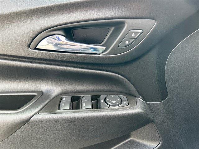 used 2022 Chevrolet Equinox car, priced at $21,988