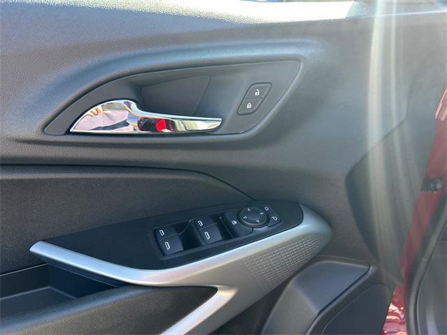 new 2025 Chevrolet Trax car, priced at $25,210