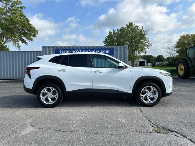 used 2024 Chevrolet Trax car, priced at $23,995