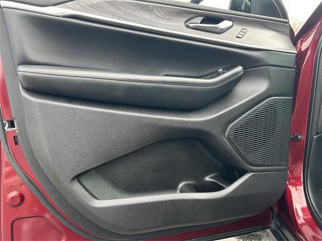 used 2023 Jeep Grand Cherokee car, priced at $34,995