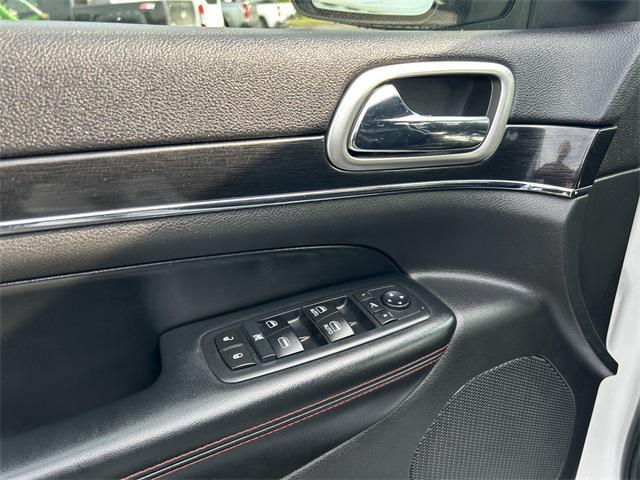 used 2017 Jeep Grand Cherokee car, priced at $13,950