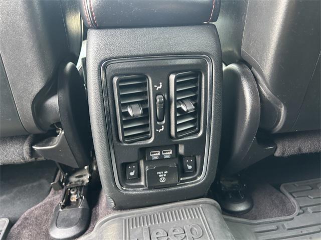 used 2017 Jeep Grand Cherokee car, priced at $13,950