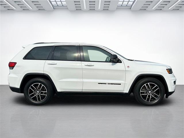 used 2017 Jeep Grand Cherokee car, priced at $13,950