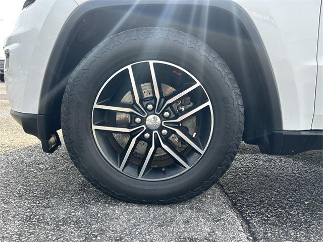 used 2017 Jeep Grand Cherokee car, priced at $13,950