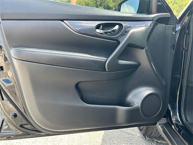 used 2020 Nissan Rogue car, priced at $16,995