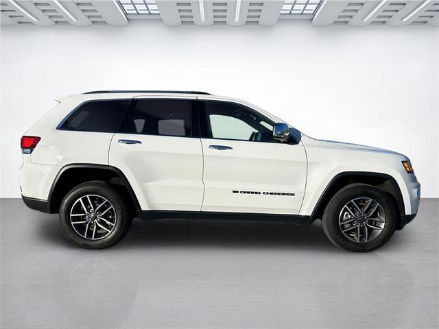 used 2022 Jeep Grand Cherokee car, priced at $30,995
