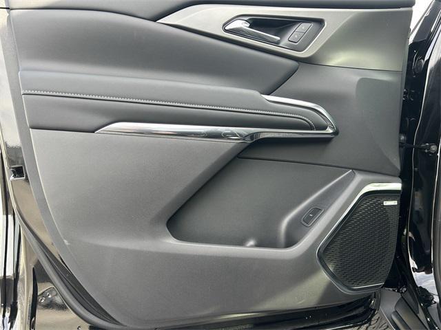 new 2026 Chevrolet Traverse car, priced at $53,140