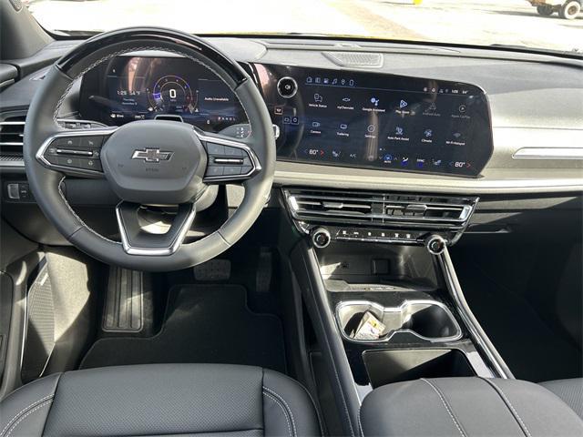 new 2026 Chevrolet Traverse car, priced at $53,140