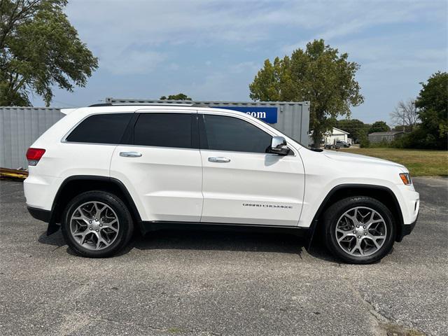 used 2016 Jeep Grand Cherokee car, priced at $16,550