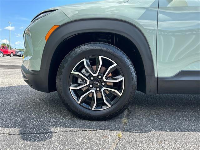 used 2025 Chevrolet TrailBlazer car, priced at $30,995