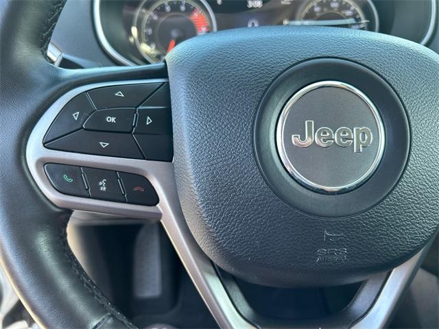 used 2019 Jeep Cherokee car, priced at $23,995