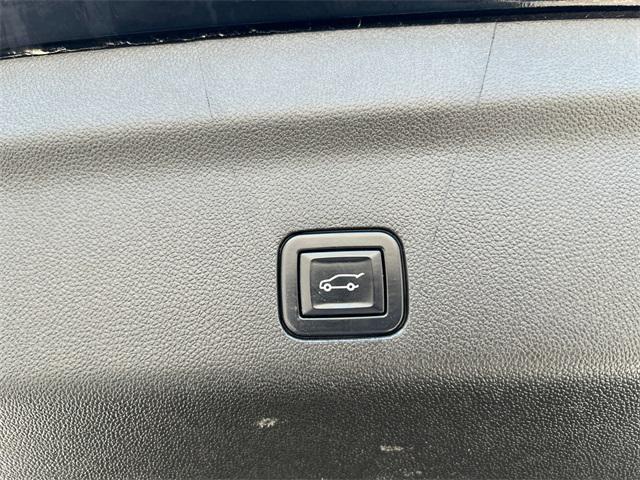 used 2022 Chevrolet Tahoe car, priced at $46,995