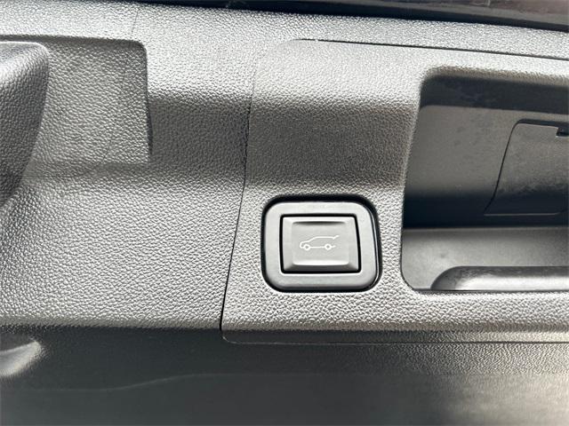 used 2023 GMC Acadia car, priced at $32,995