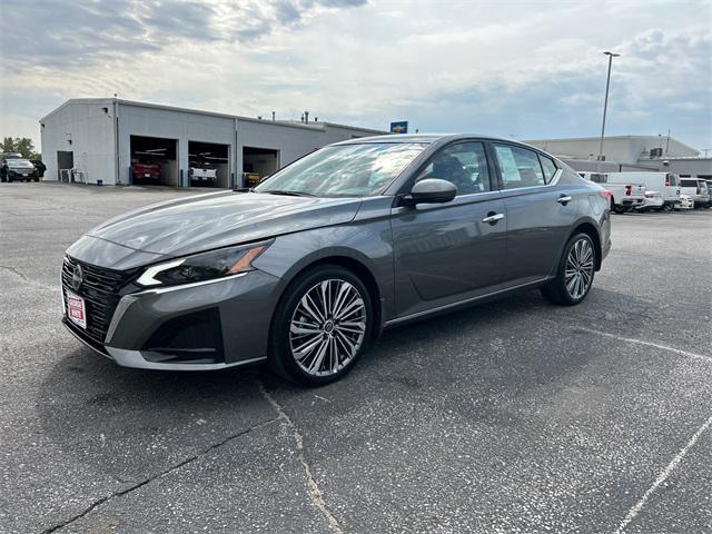 used 2023 Nissan Altima car, priced at $27,995