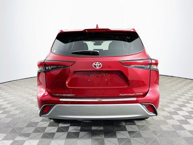 used 2021 Toyota Highlander car, priced at $36,500