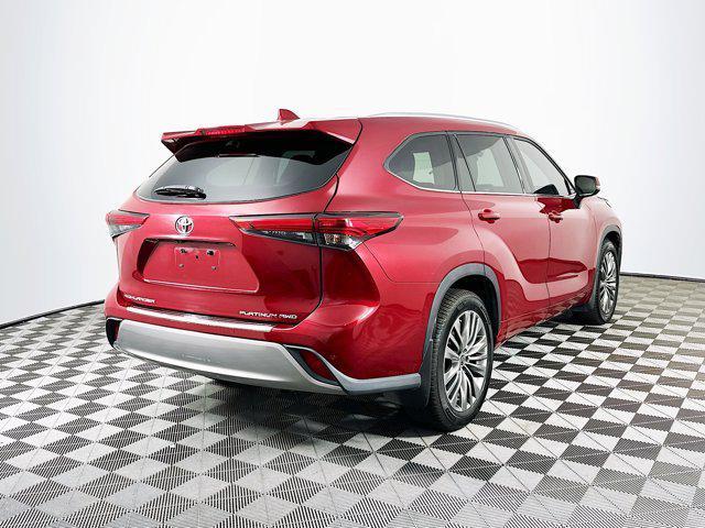 used 2021 Toyota Highlander car, priced at $36,500