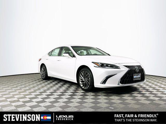 new 2025 Lexus ES 300h car, priced at $55,905