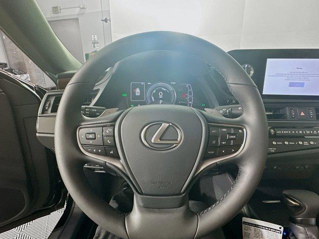 new 2025 Lexus ES 300h car